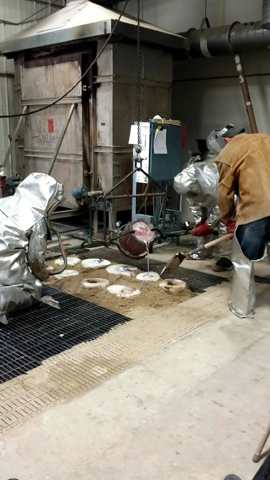 Aluminum Sunglasses - Casting.jpg