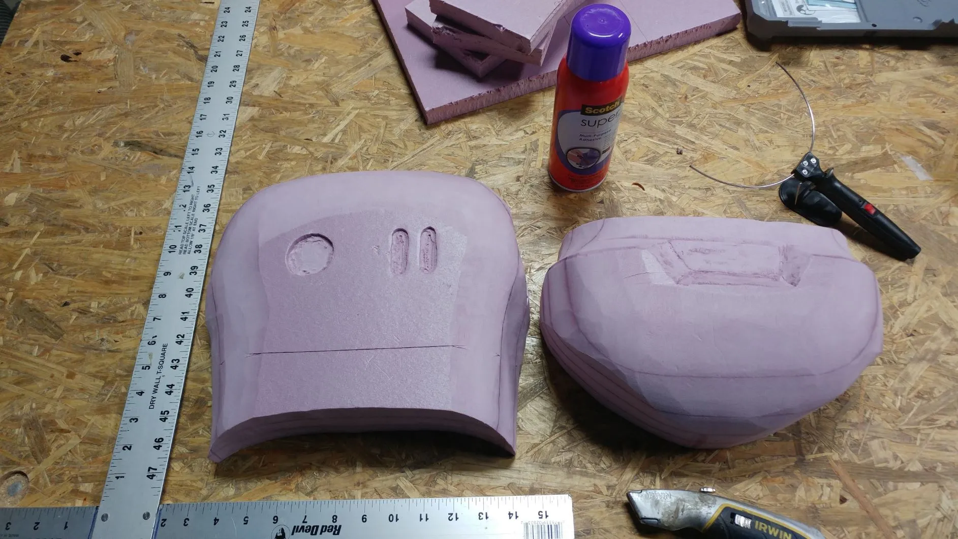sculpted-foam-bucks